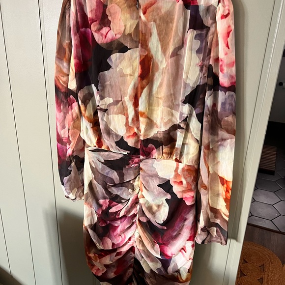 Express Women’s Cocktail Dress - Picture 2 of 4